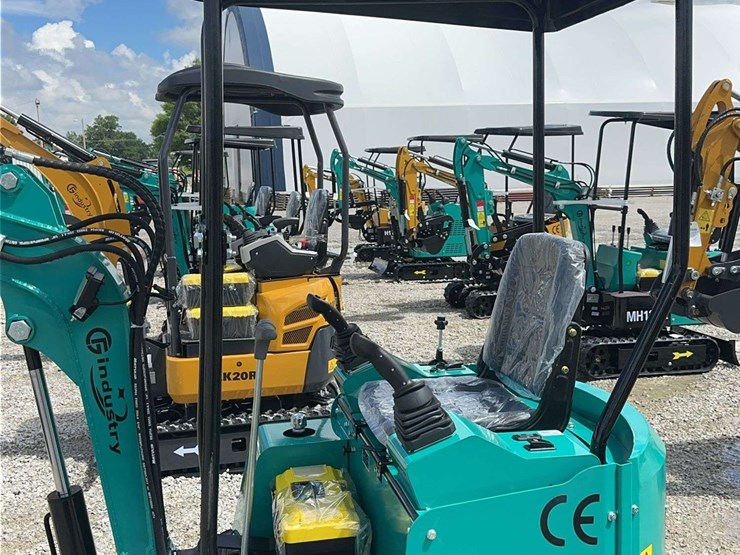 cfg-industrial-h16r-mini-excavator-image-6