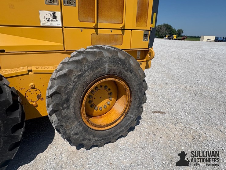 2012-deere-672gp-image-10