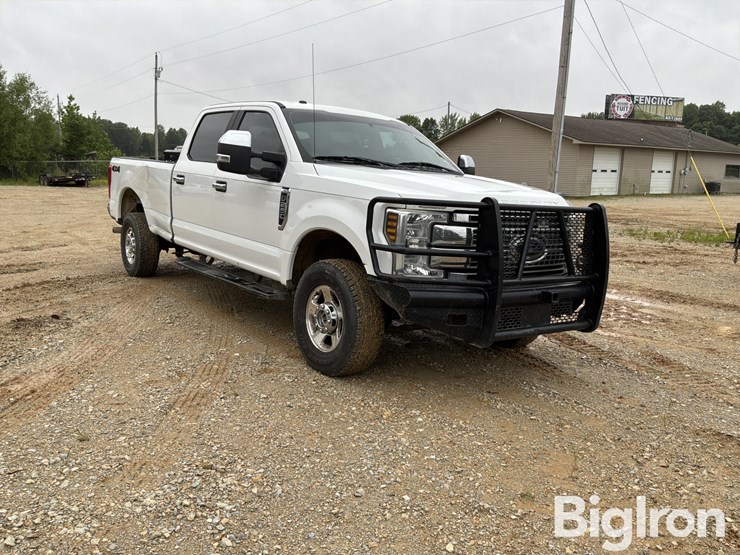 2018-ford-f250-xl-image-3