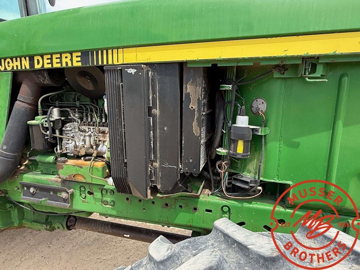 1992-john-deere-4960-image-9