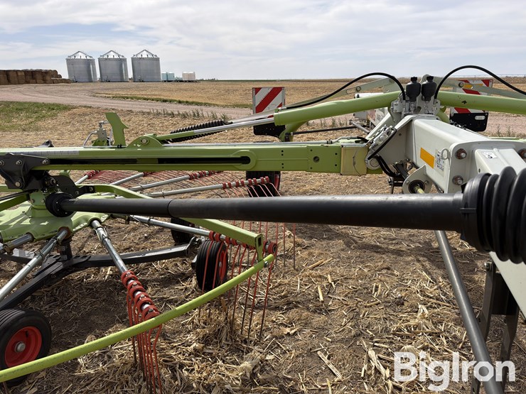 2015-claas-liner-2900-image-14