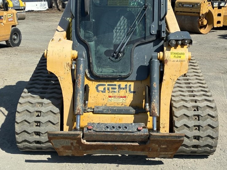 2019-gehl-rt165-image-7