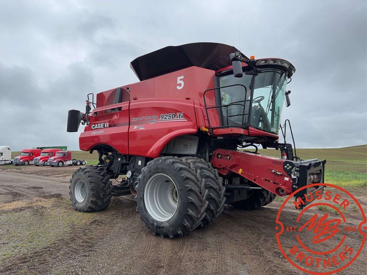 2022-case-ih-9250-image-1