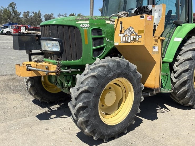 2009-john-deere-6230-image-5