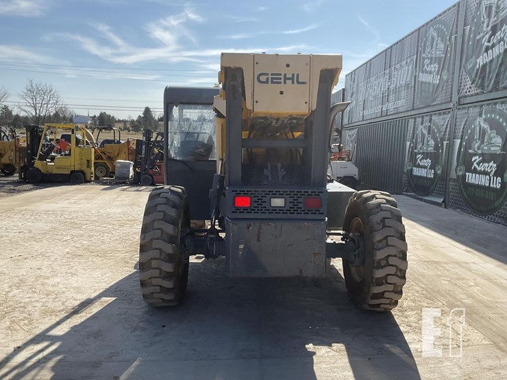 2016-gehl-rs8-42-image-3