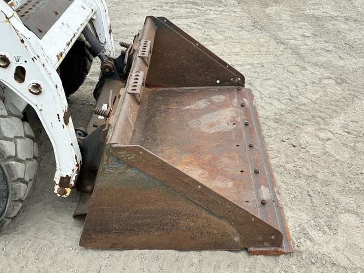 2008-bobcat-s150-image-6