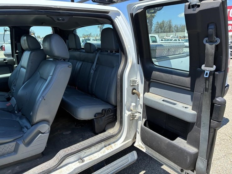 2013-ford-f150-xl-image-11
