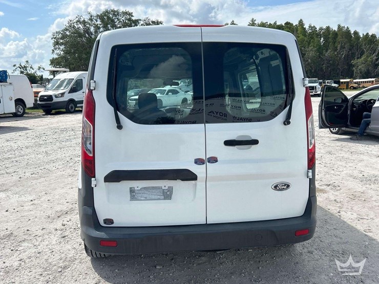 2015-ford-transit-connect-image-25