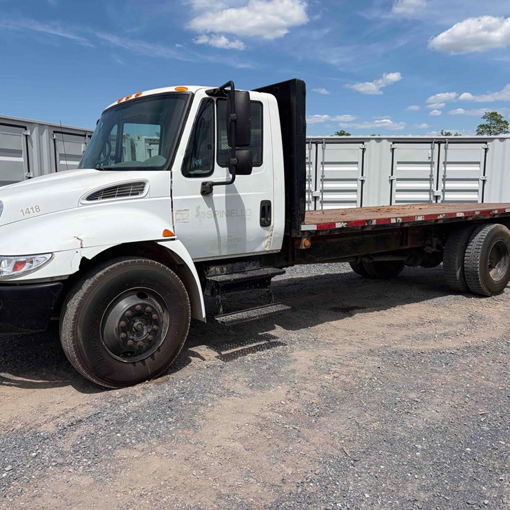 2006 INTERNATIONAL 4300