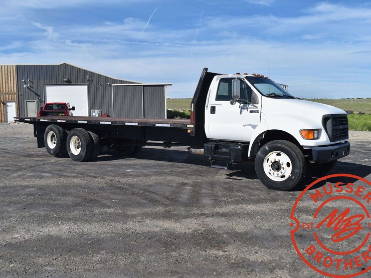2002-ford-f750-image-12