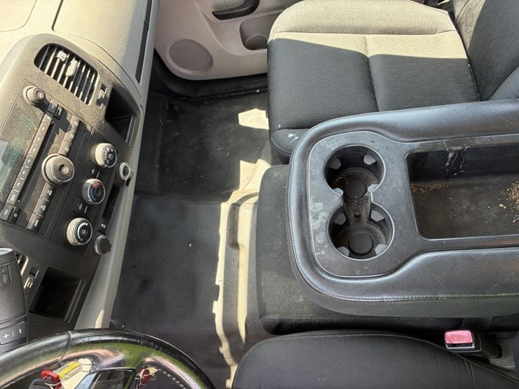 2012-gmc-2500hd-image-19