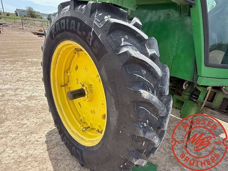 1977-john-deere-4430-image-12