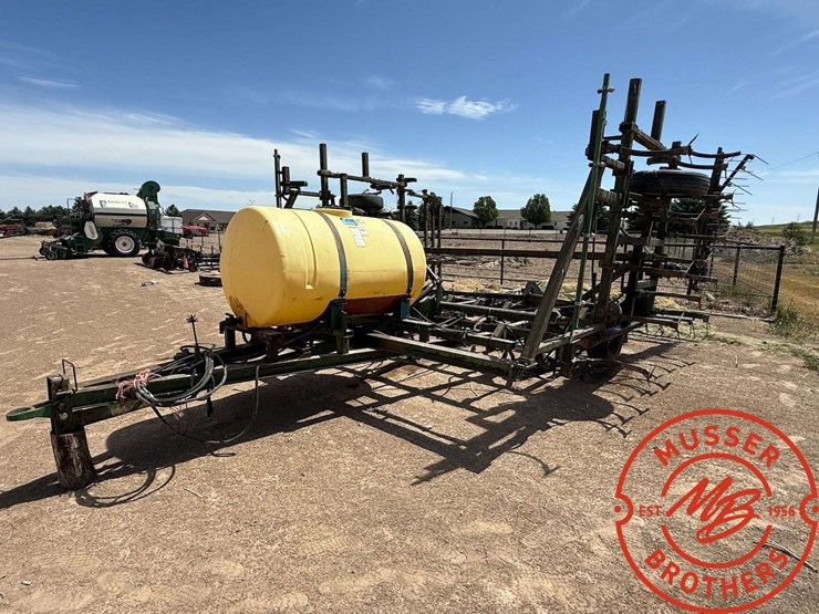 john-deere-1010-image-3