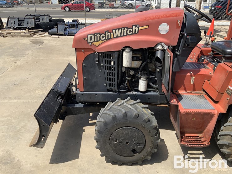 ditch-witch-rt45-image-11