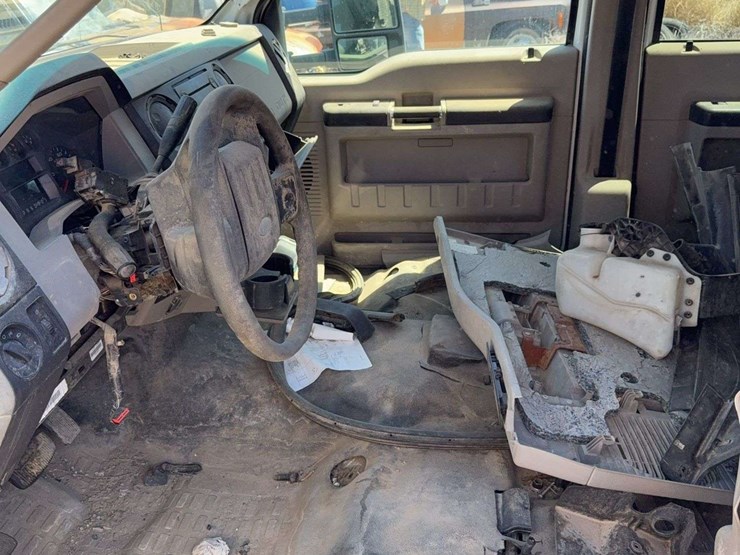 2009-ford-f350-xlt-image-8