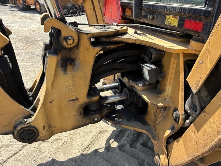 2008-caterpillar-430e-image-12