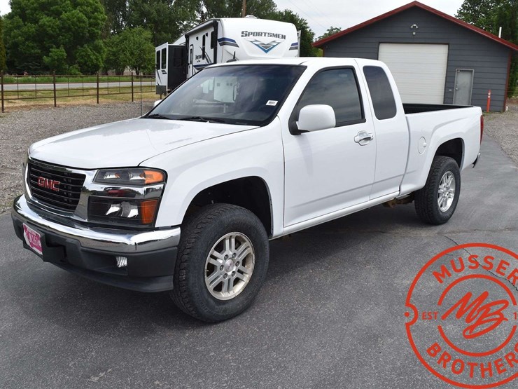 2010-gmc-canyon-sle-image-1