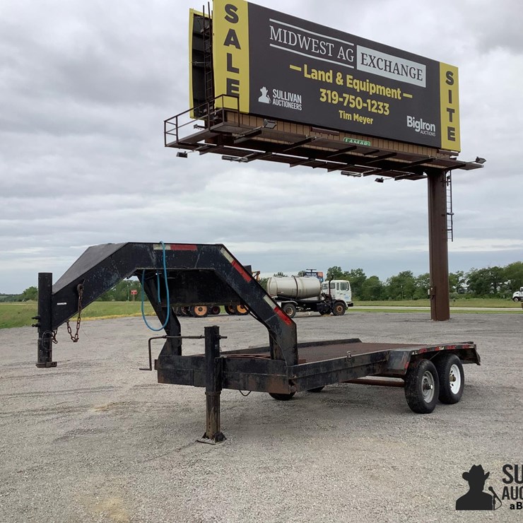 2013 UTILITY FLATBED