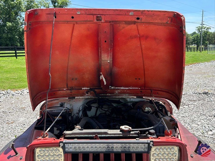 1994-jeep-wrangler-image-47