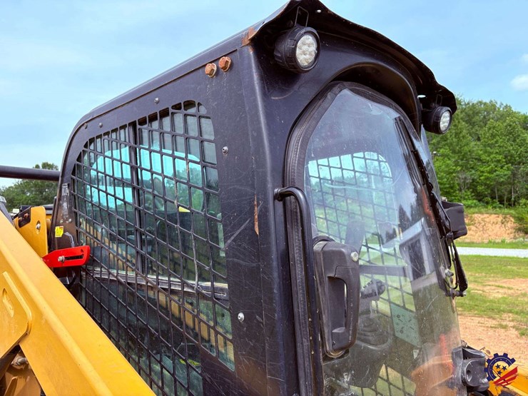 2018-caterpillar-299d2-xhp-image-40