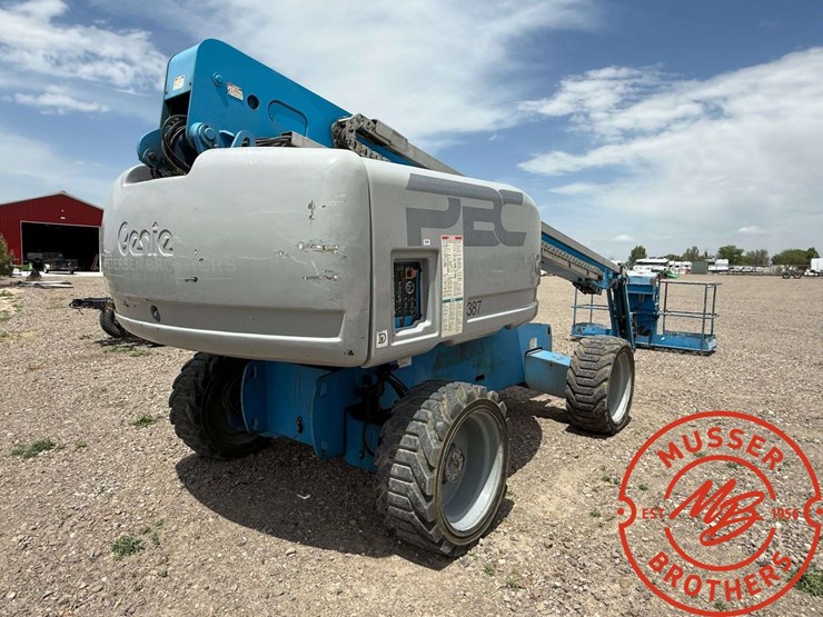 2006-genie-s65-image-2