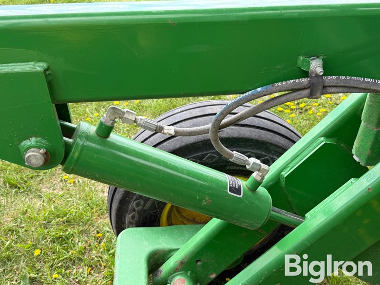 2014-john-deere-2310-image-19