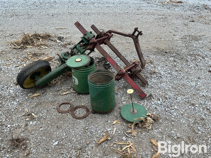 john-deere-71-image-5