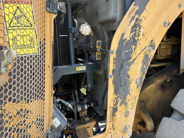 2014-caterpillar-950m-image-29