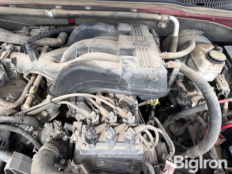 2010-ford-explorer-xlt-image-20