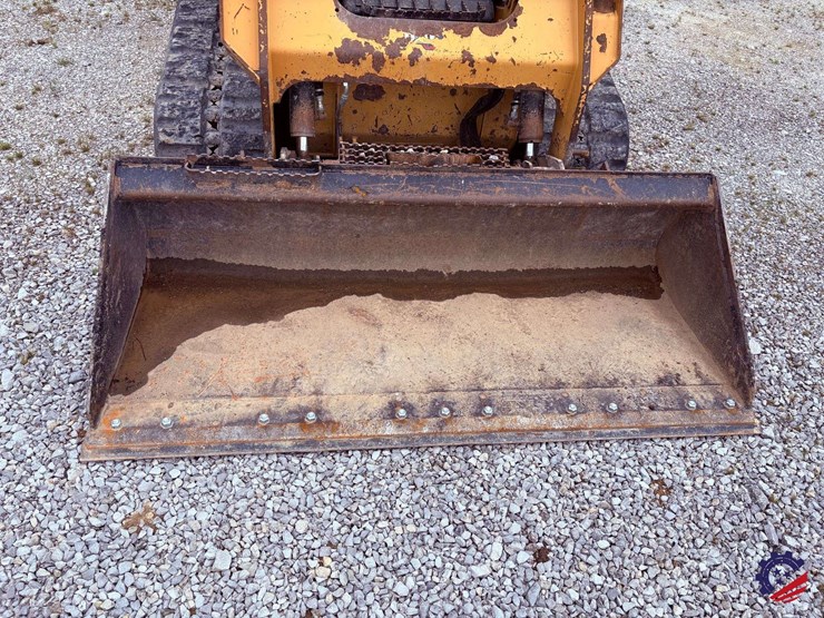 2020-caterpillar-259d3-image-7