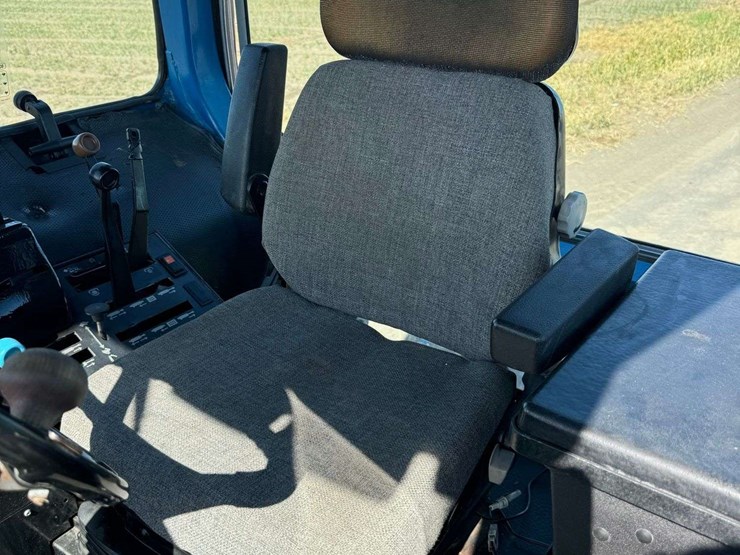 1992-ford-8830-image-91