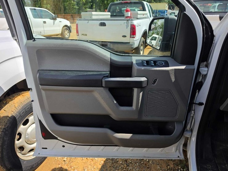 2015-ford-f150-image-11