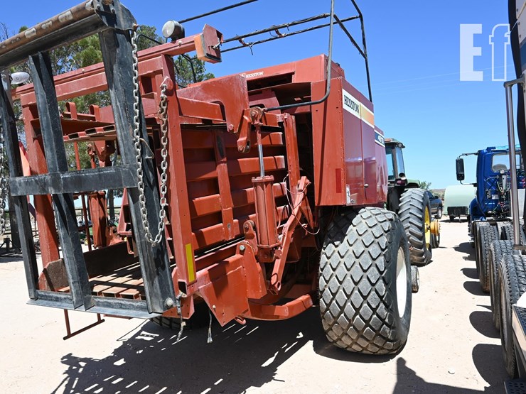 hesston-4910-image-6