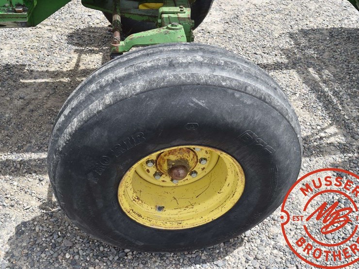 1979-john-deere-4440-image-25