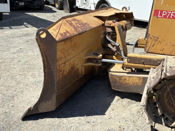 2000-caterpillar-d5m-image-8