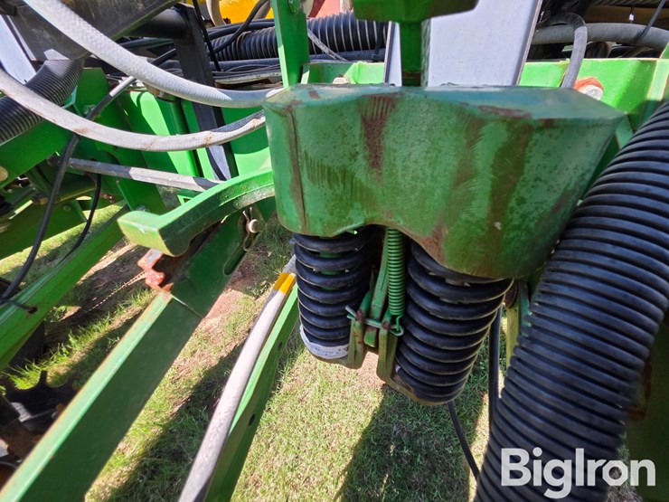 john-deere-1770-image-10