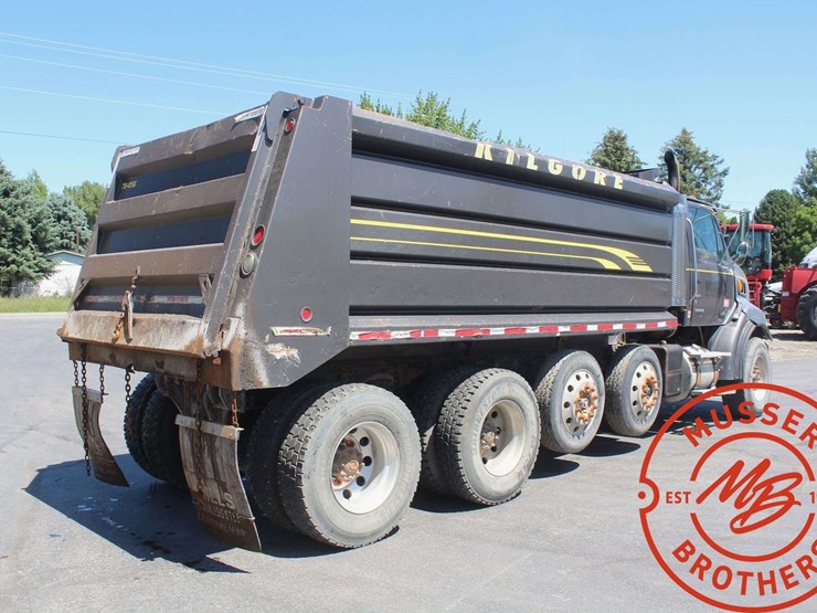 2006-sterling-l9500-image-8