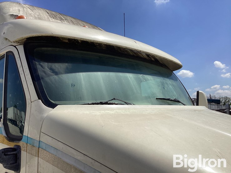 2003-peterbilt-387-image-18