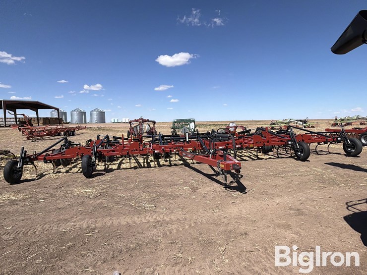 2016-case-ih-200-image-2