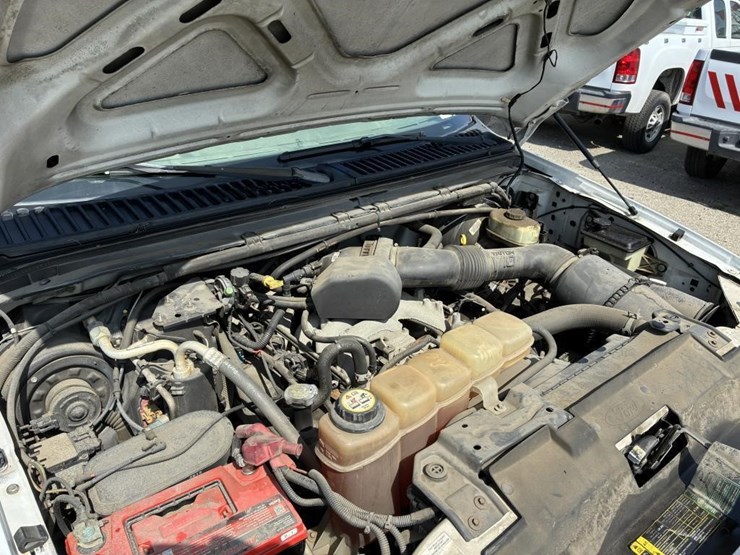 2004-ford-f350-image-7