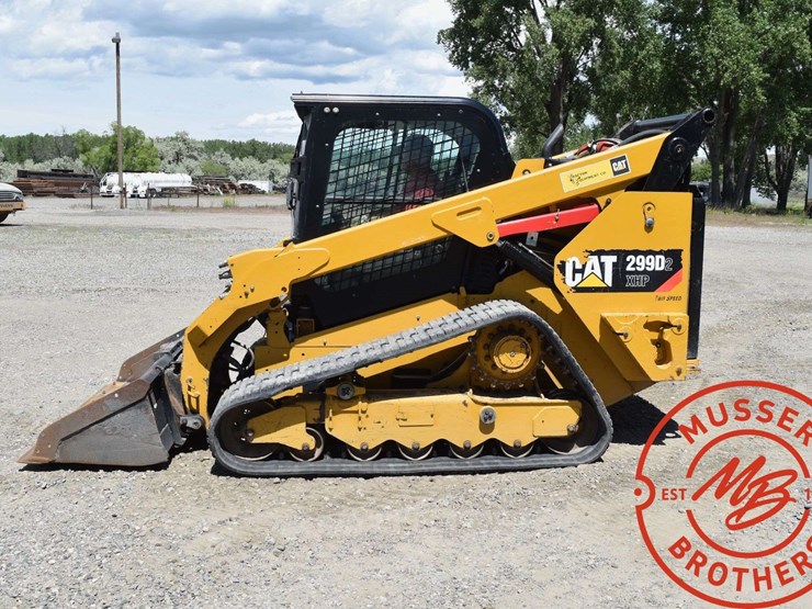 2018-caterpillar-d2-image-6