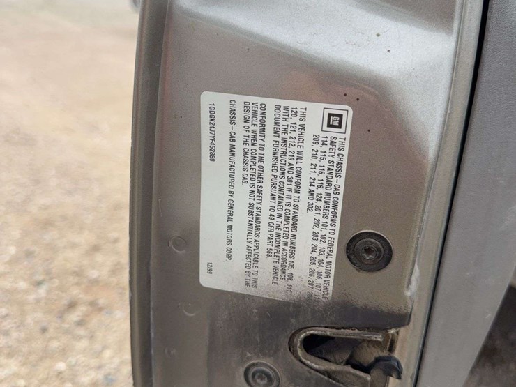 1999-gmc-2500-image-27