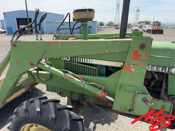 1984-john-deere-2750-image-22