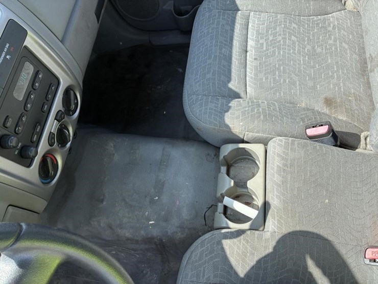 2007-chevrolet-colorado-image-16