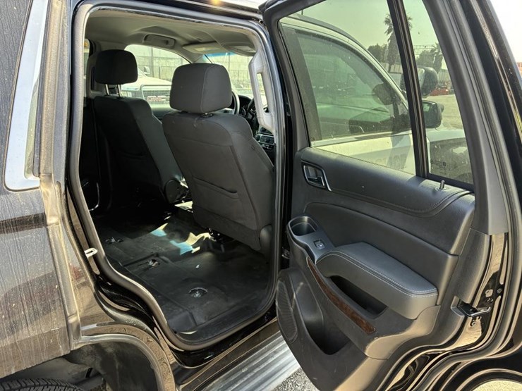 2018-chevrolet-tahoe-image-11