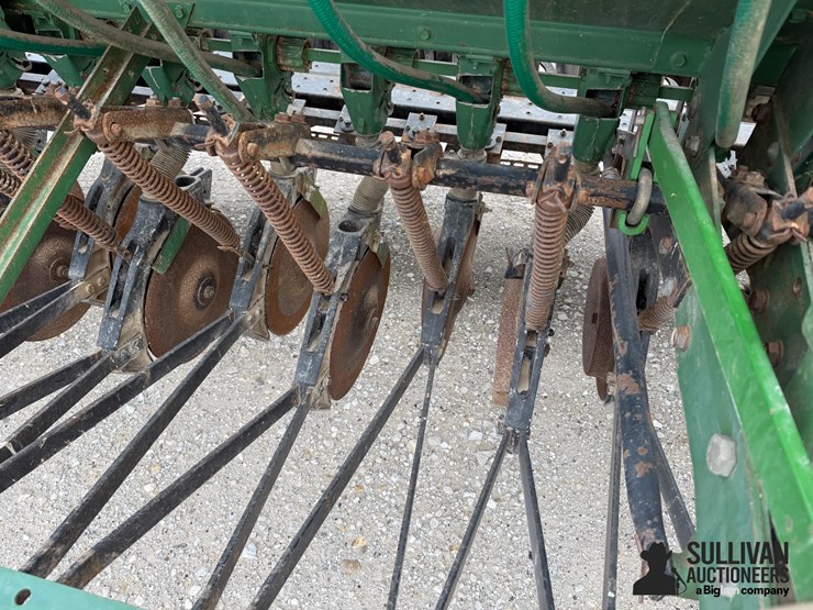 john-deere-8300-image-16