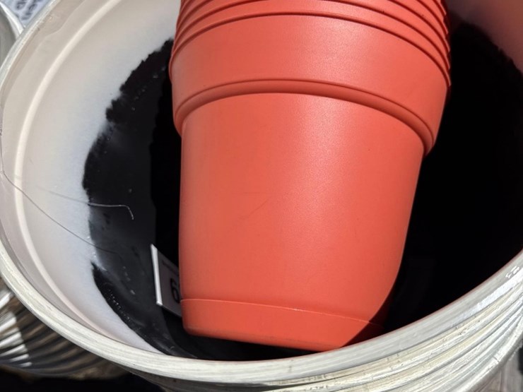 2207---(16)-flower-pots-&-(1)-bird-house-image-3
