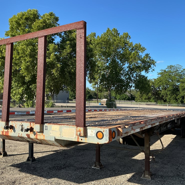 1993 TRANSCRAFT 48FT. FLATBED TRAILER