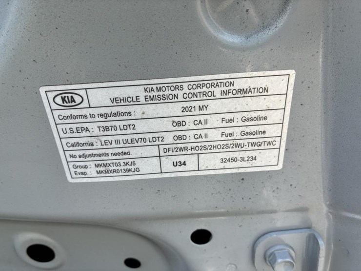 2021-kia-sedona-image-8