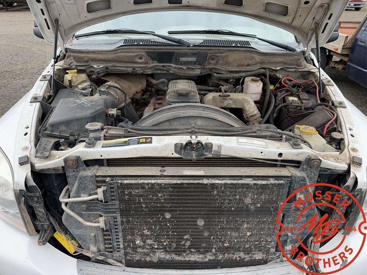 2006-dodge-ram-3500-image-35